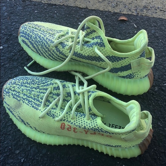 yeezy 350 neon